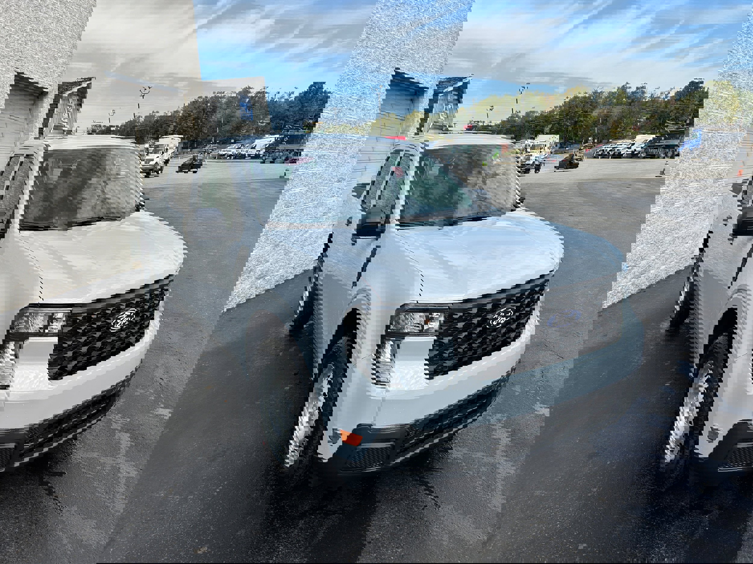 New 2025 Ford Maverick XL image 23