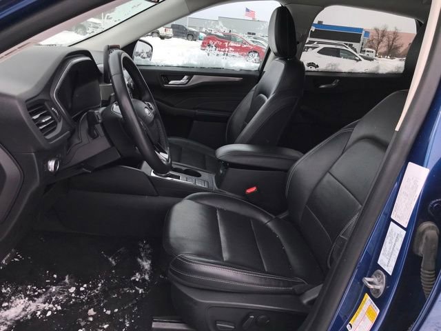 Used 2022 Ford Escape Titanium image 14