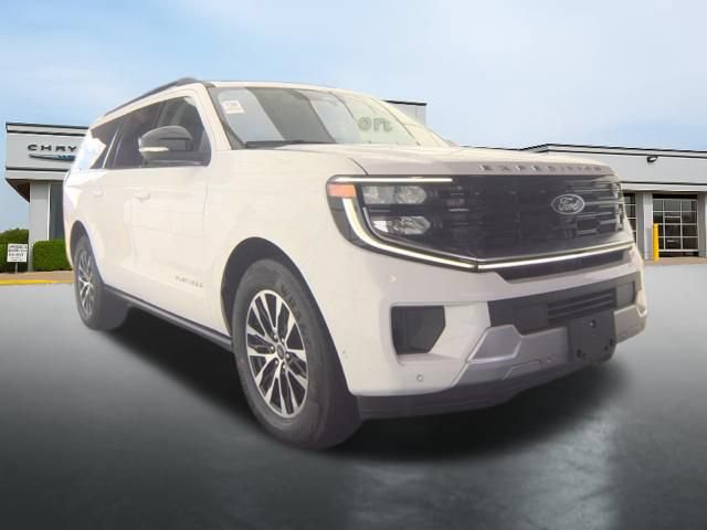 Used 2025 Ford Expedition Max Platinum AWD/4WD image 3