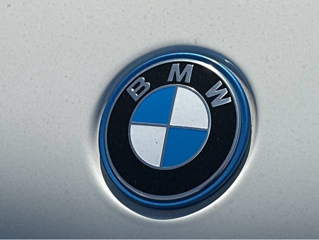 Used 2025 BMW X5 xDrive50e AWD/4WD image 38