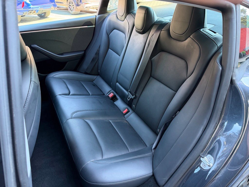 Used 2025 Tesla Model 3 RWD image 31
