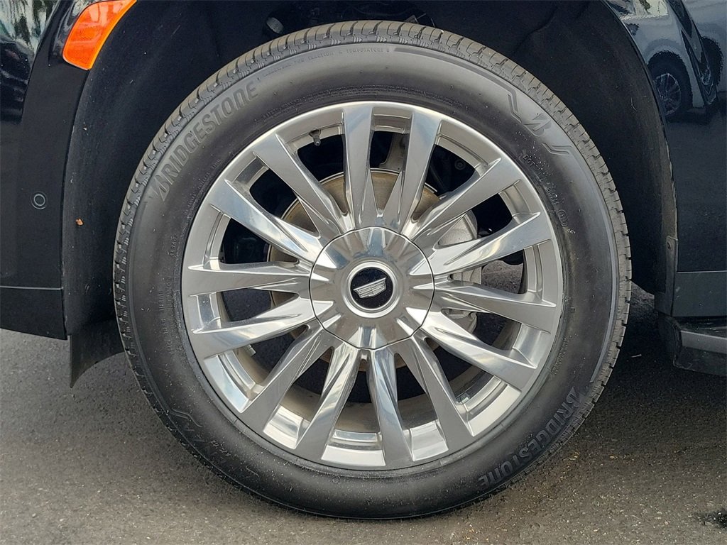 Certified 2024 Cadillac Escalade Premium Luxury w/ Performance Package image 33