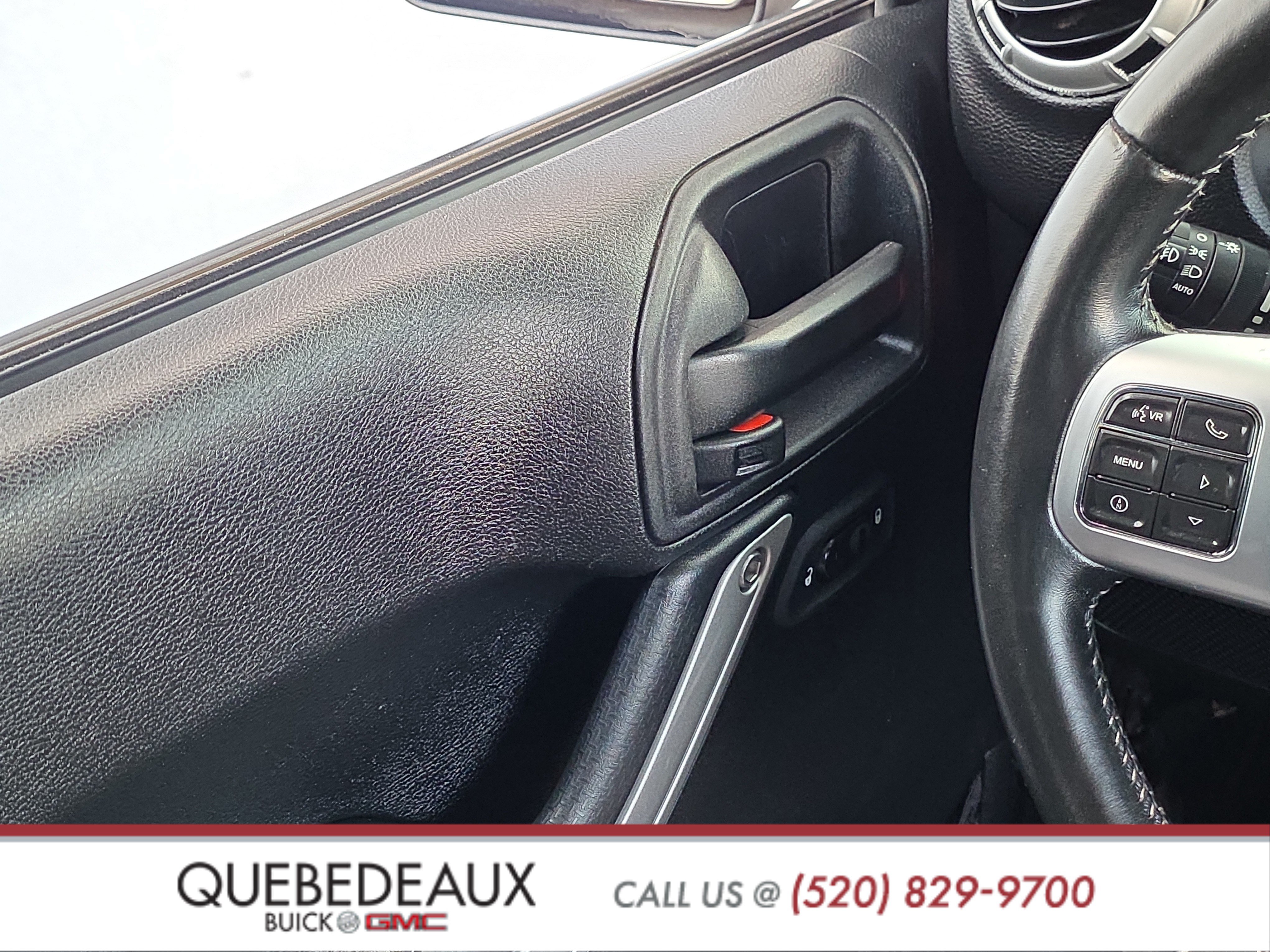 Used 2017 Jeep Wrangler Rubicon AWD/4WD image 24