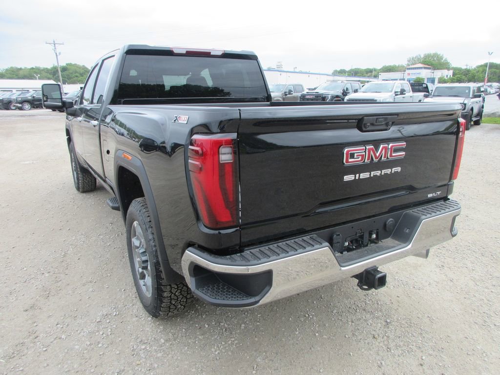New 2026 GMC Sierra 2500 SLT AWD/4WD image 7