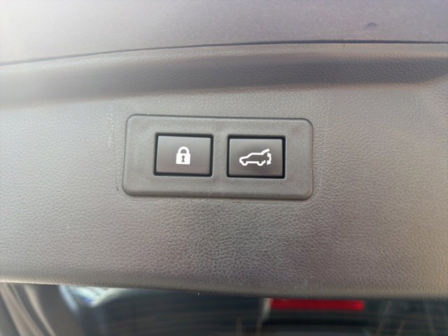 Used 2023 Subaru Outback Touring image 10