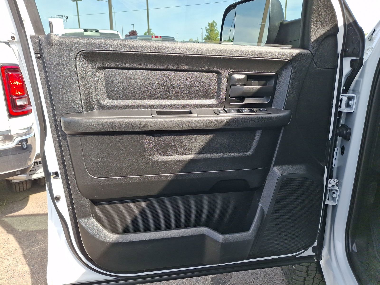 Certified 2022 RAM 2500 Tradesman AWD/4WD image 20