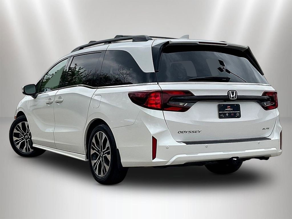 Used 2025 Honda Odyssey Elite image 4