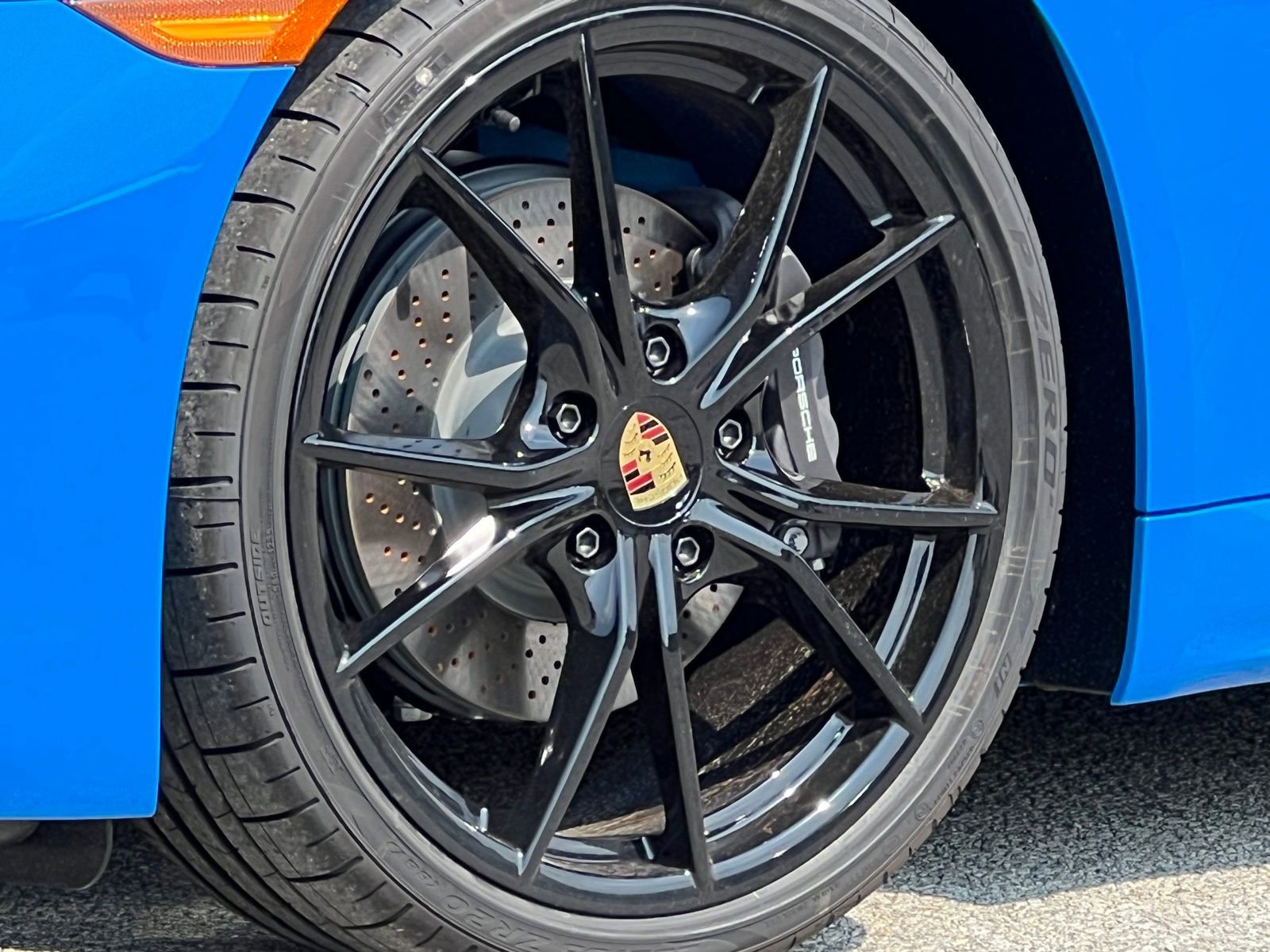 New 2025 Porsche 718 Cayman image 12