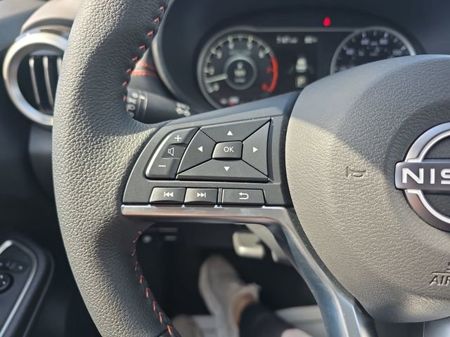 New 2025 Nissan Versa SR w/ Trunk Package image 27