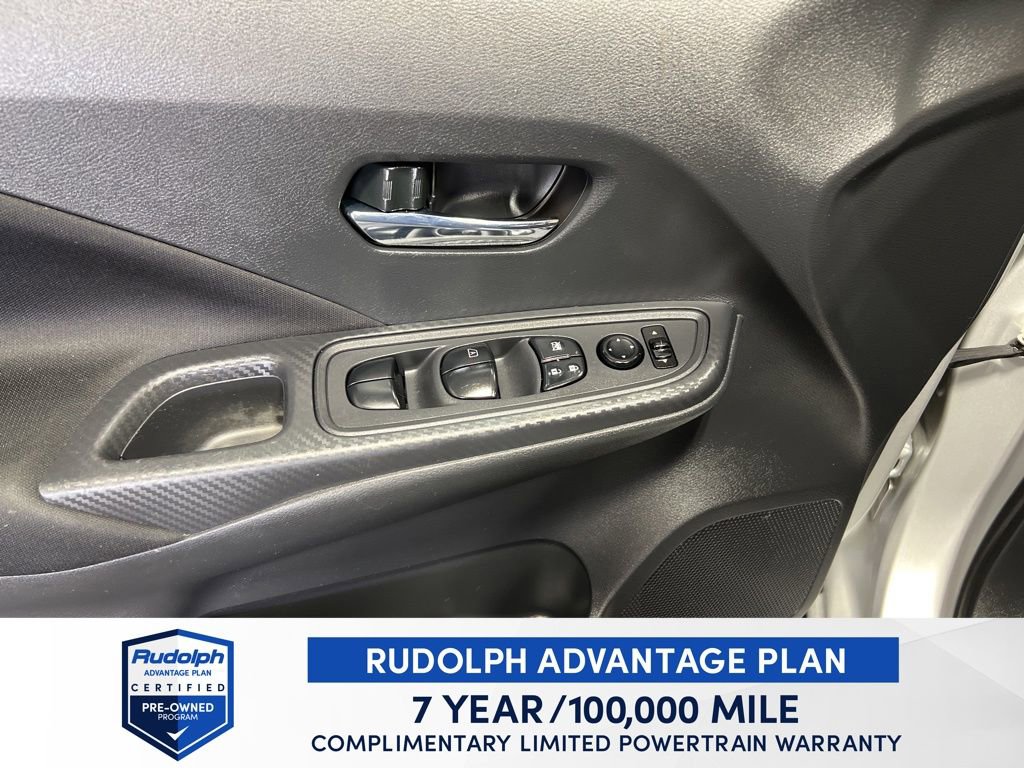 Used 2021 Nissan Versa SV image 19