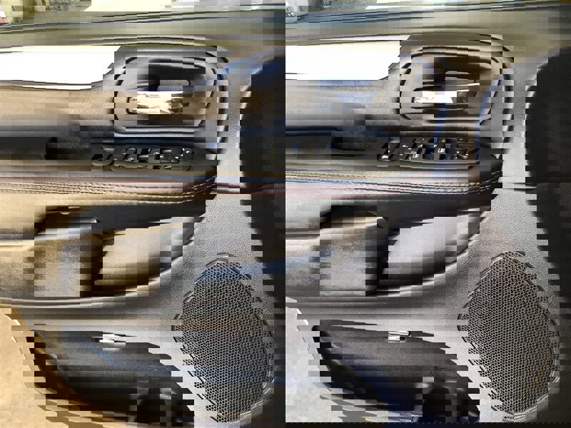 Used 2019 Dodge Grand Caravan GT image 25