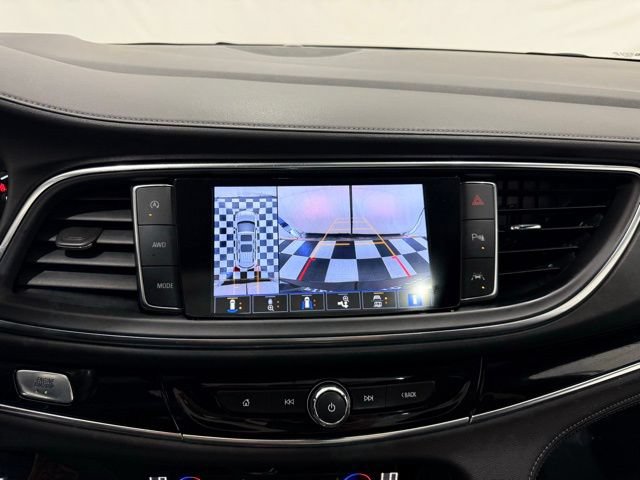 Used 2023 Buick Enclave Avenir w/ Avenir Technology Package AWD/4WD image 40