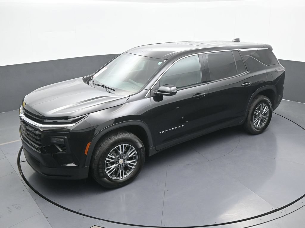 Used 2024 Chevrolet Traverse LS FWD image 56