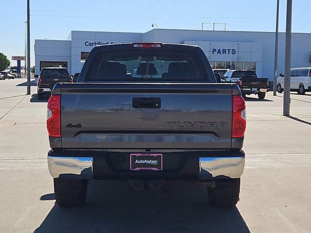 Used 2017 Toyota Tundra SR5 w/ SR5 Upgrade Package AWD/4WD image 6