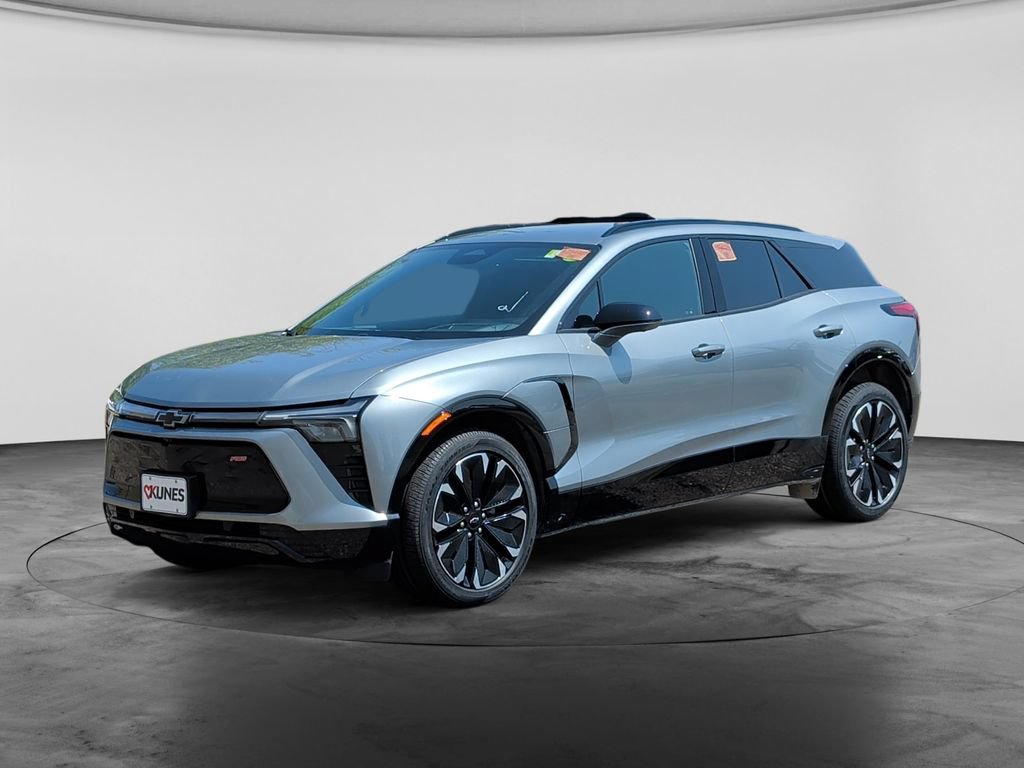 Used 2024 Chevrolet Blazer EV RS AWD/4WD image 3