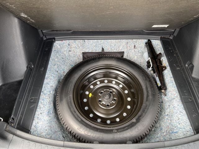 Used 2017 Honda CR-V LX image 13