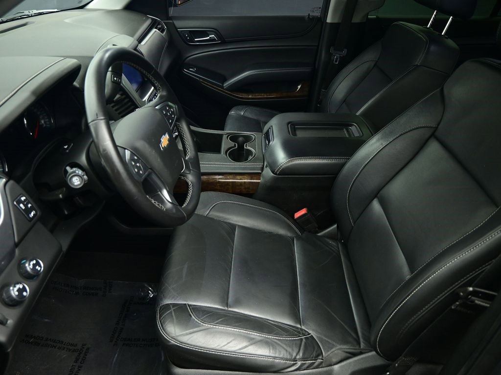 Used 2020 Chevrolet Suburban LT image 18