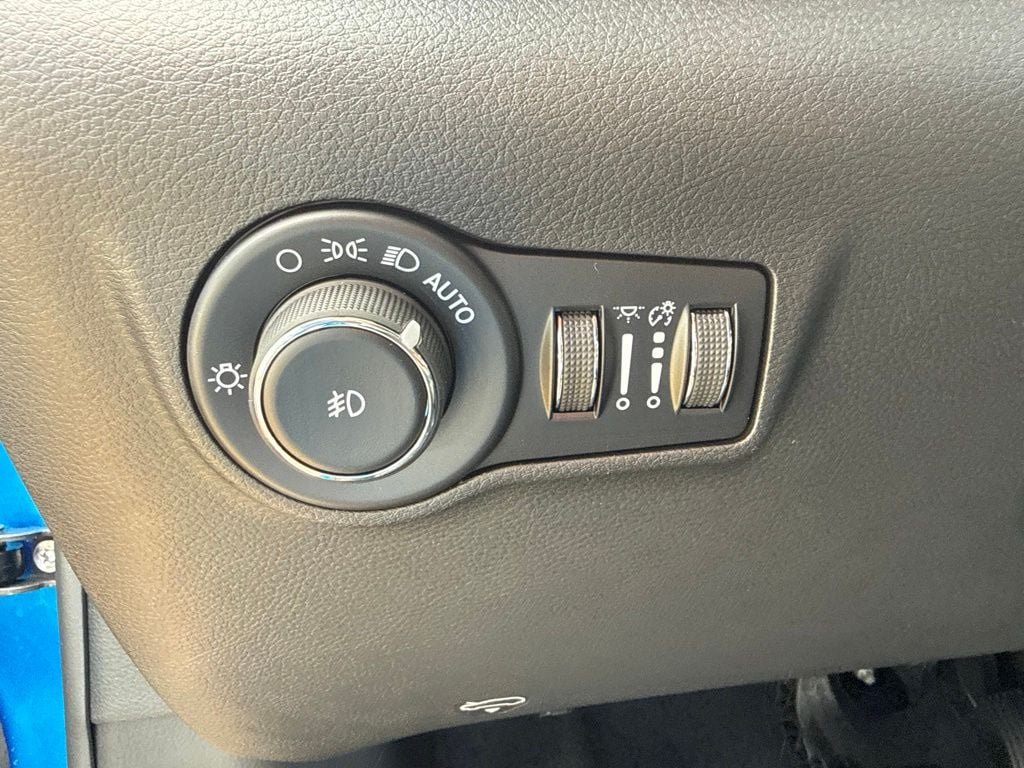 New 2026 Jeep Compass Limited AWD/4WD image 23