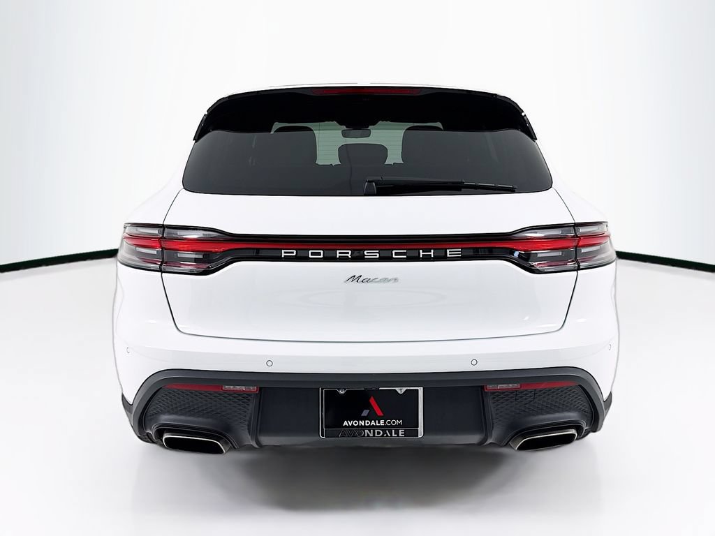Used 2025 Porsche Macan AWD/4WD image 10