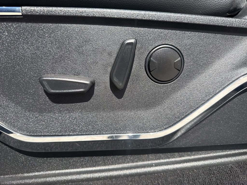 Used 2024 Ford F250 Lariat w/ Lariat Ultimate Package image 30