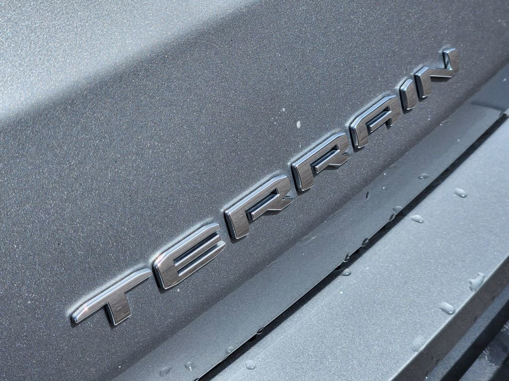 Used 2024 GMC Terrain SLE image 9