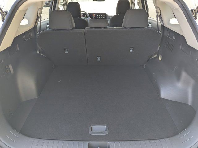 Used 2026 Kia Sportage LX FWD image 16