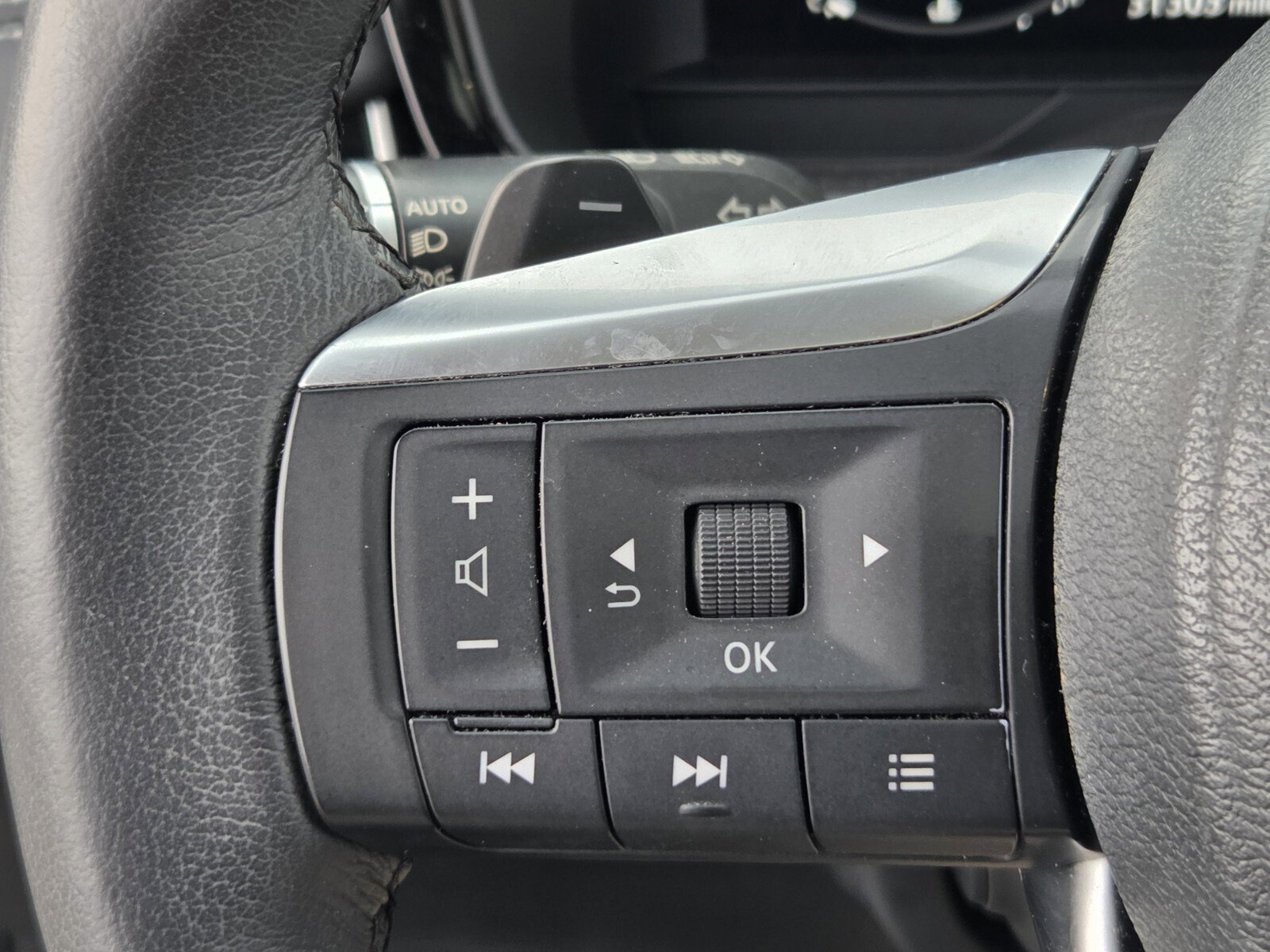 Used 2023 INFINITI QX60 Luxe w/ Cargo Package image 27