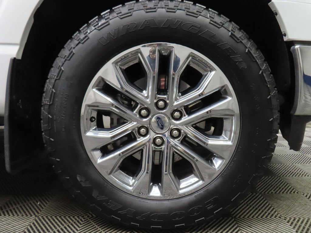 Used 2025 Ford F150 Lariat image 10