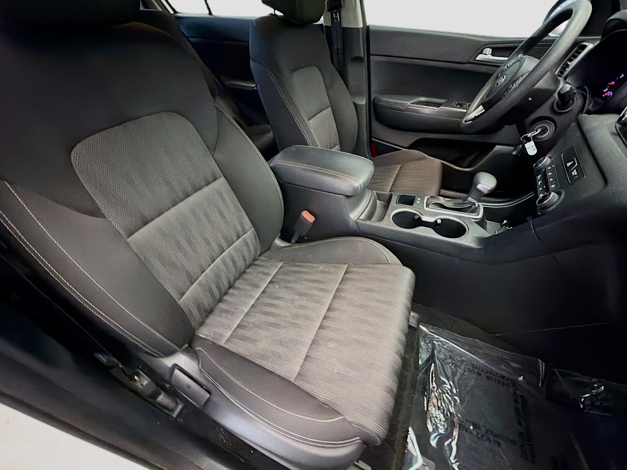 Used 2017 Kia Sportage LX image 15