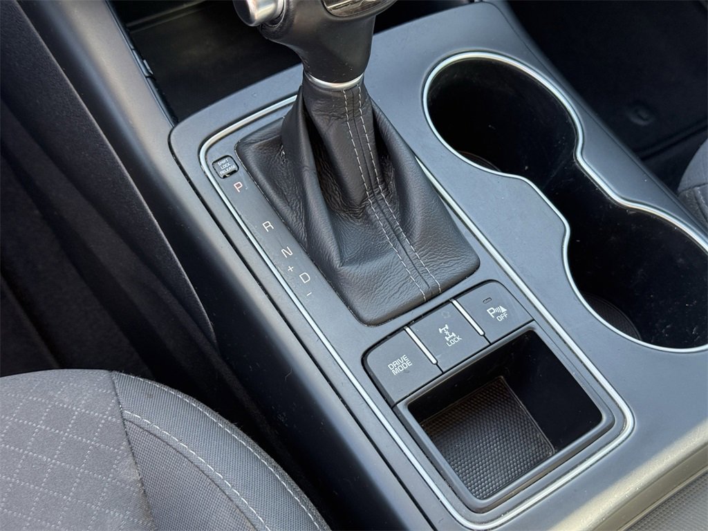 Used 2017 Kia Sorento LX w/ LX Convenience Package image 26