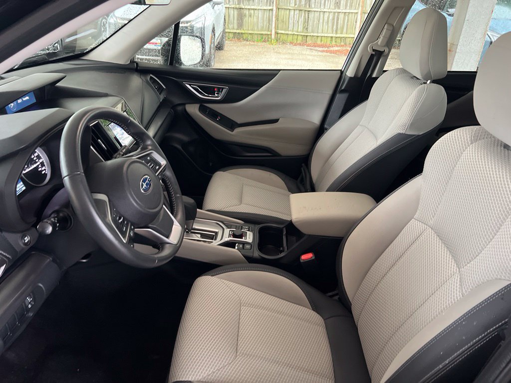 Used 2019 Subaru Forester Premium AWD/4WD image 4