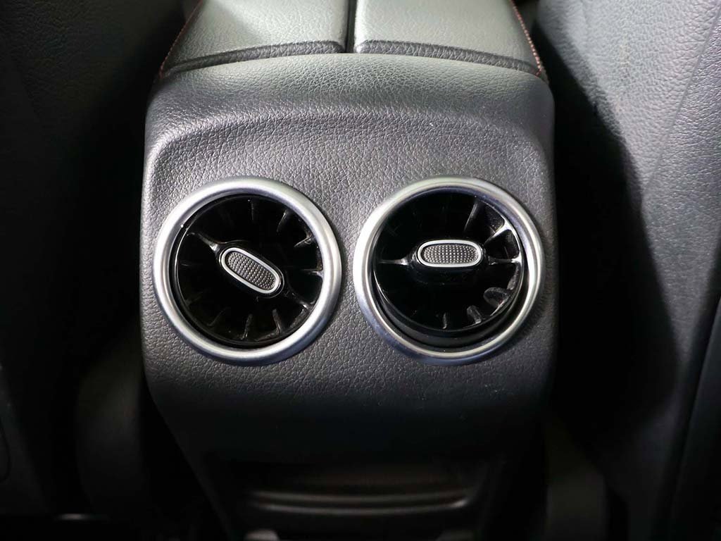 Used 2024 Mercedes-Benz GLA 250 4MATIC image 50