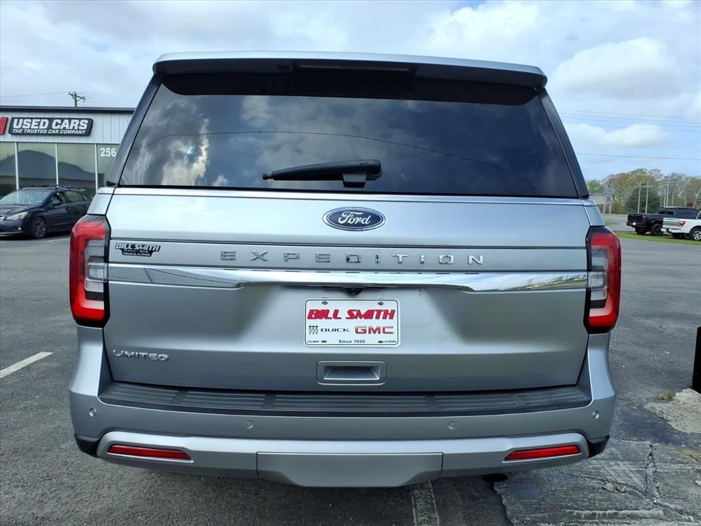 Used 2022 Ford Expedition Limited RWD image 6
