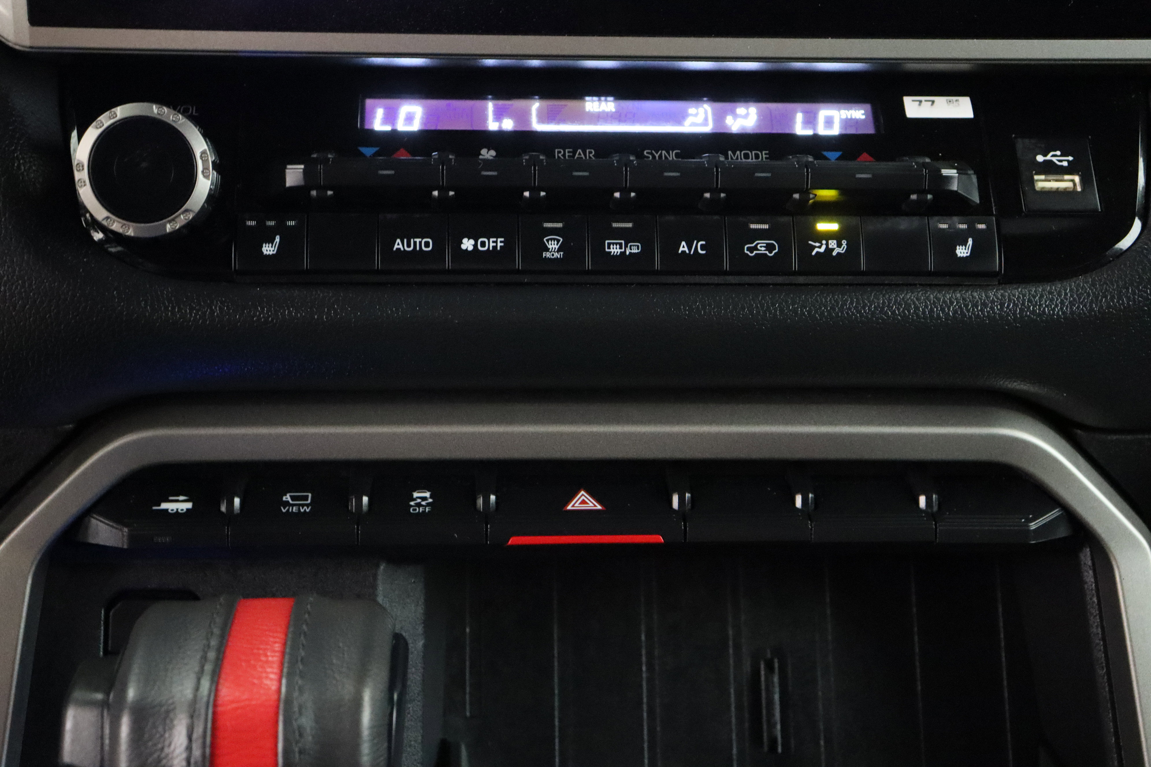 Certified 2025 Toyota Sequoia SR5 w/ SR5 Premium Package image 20