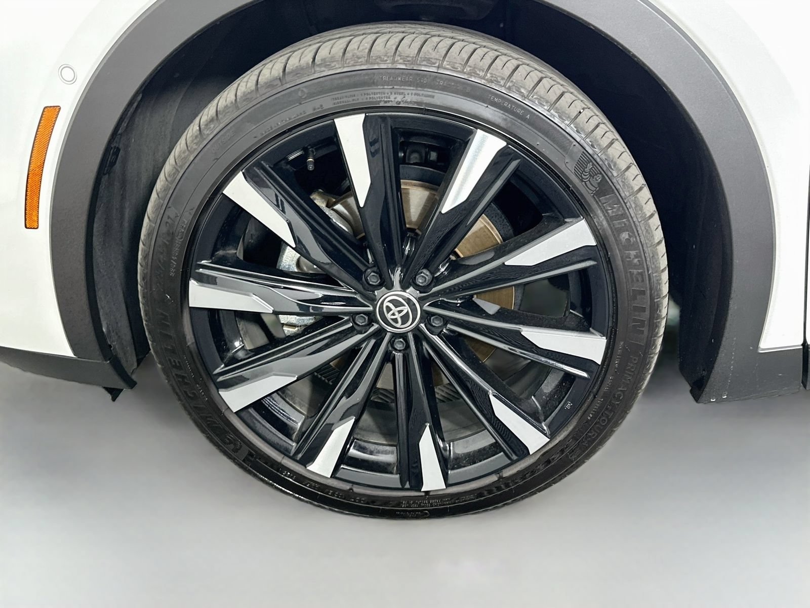 Certified 2026 Toyota Crown Platinum AWD/4WD image 33