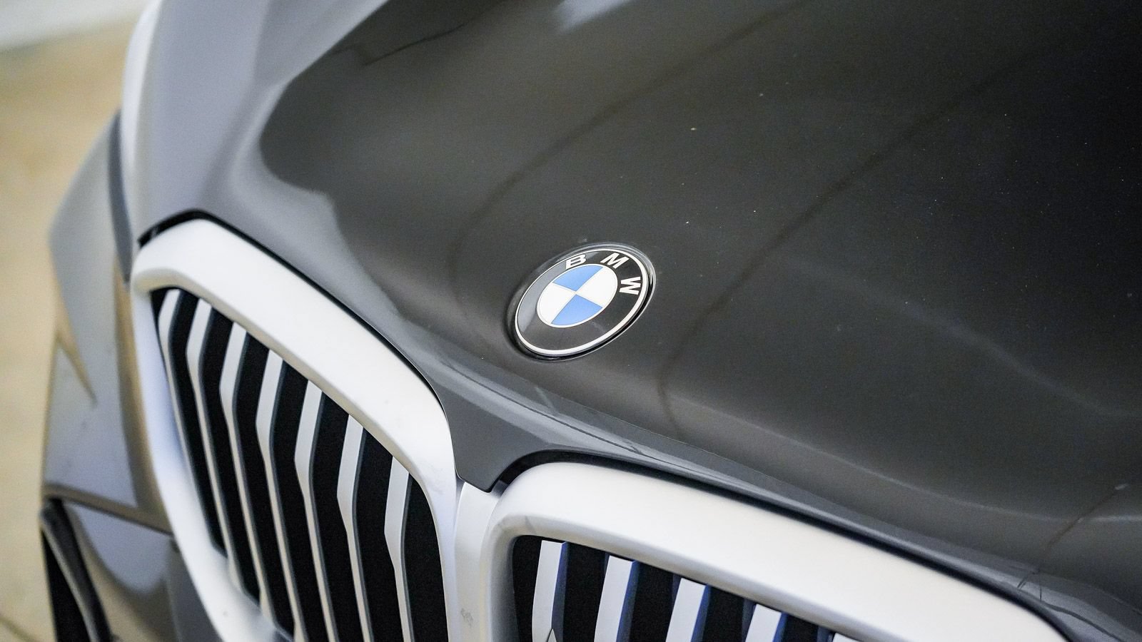 New 2026 BMW X5 xDrive40i w/ M Sport Package AWD/4WD image 9
