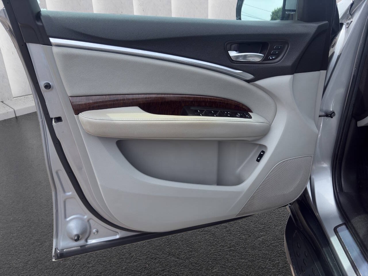 Used 2019 Acura MDX SH-AWD image 15
