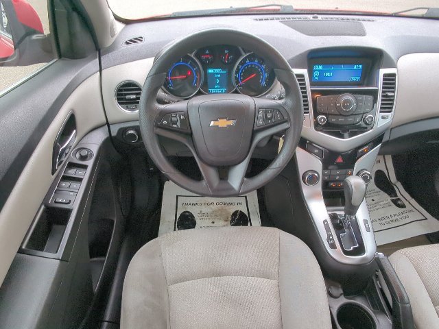 Used 2015 Chevrolet Cruze LT FWD image 7