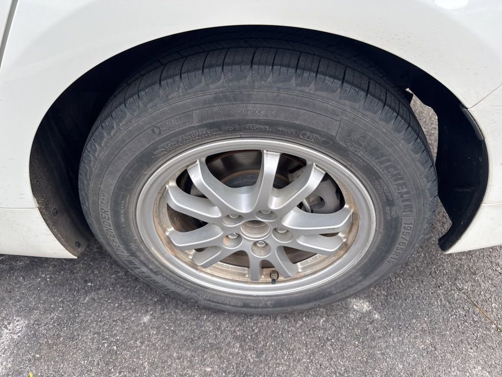 Used 2016 Toyota Prius Two image 38