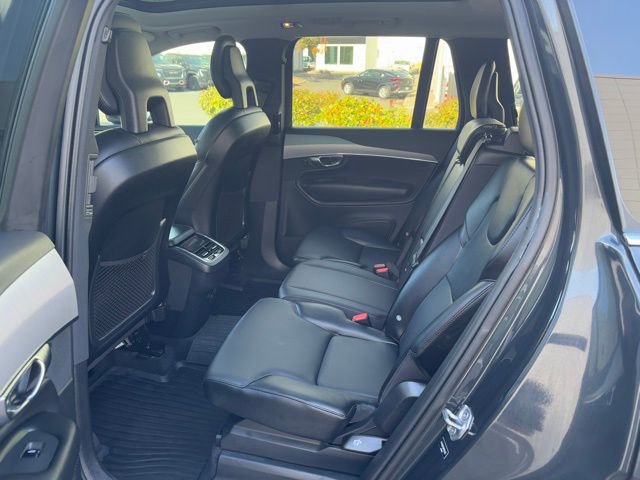 Used 2021 Volvo XC90 T5 Momentum w/ Protection Package image 23