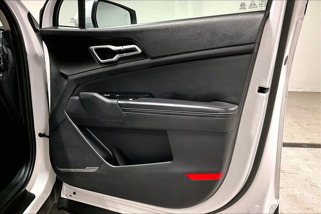 Used 2024 Kia Sportage EX image 22