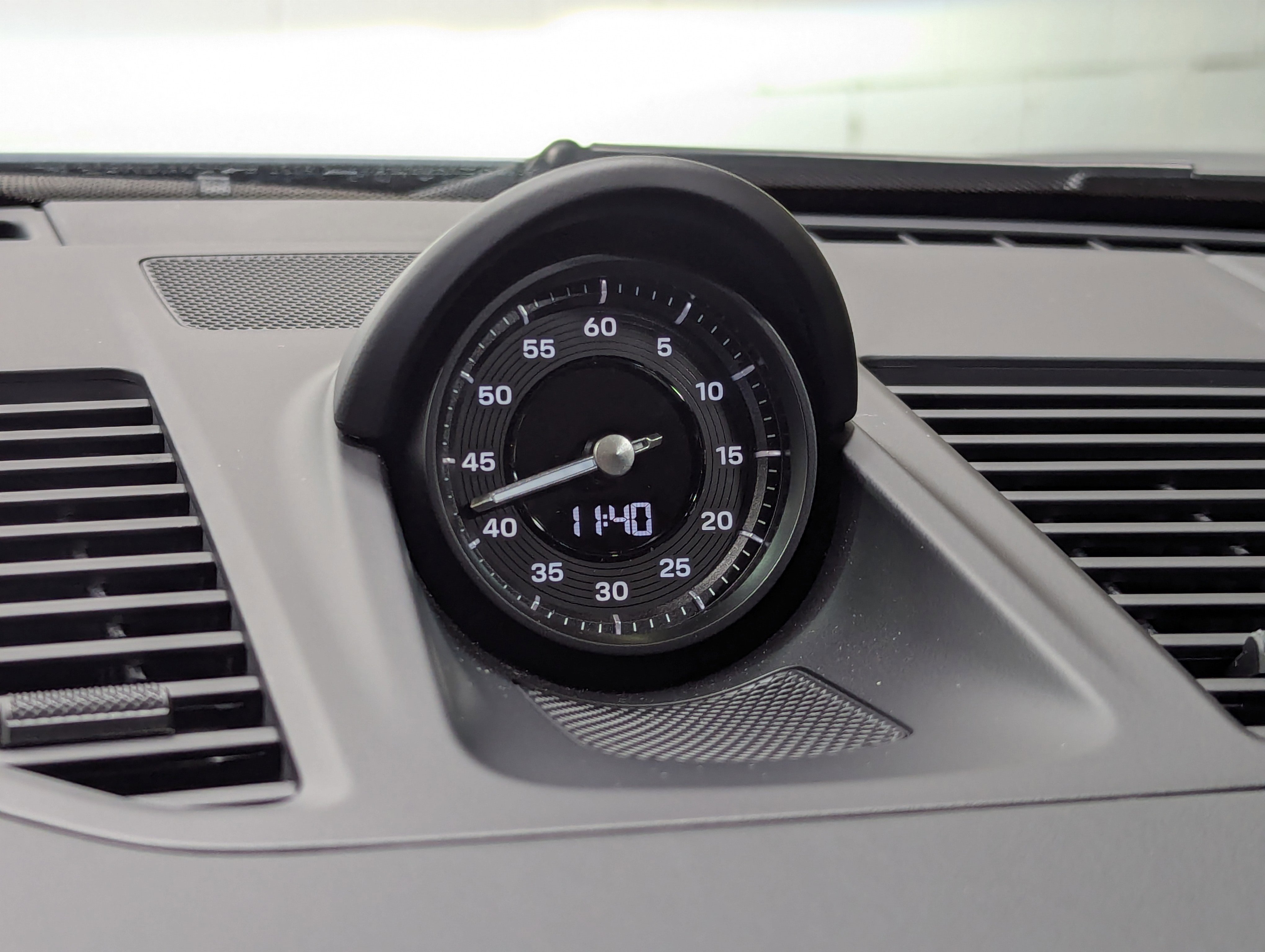 Certified 2025 Porsche 911 Carrera S image 28