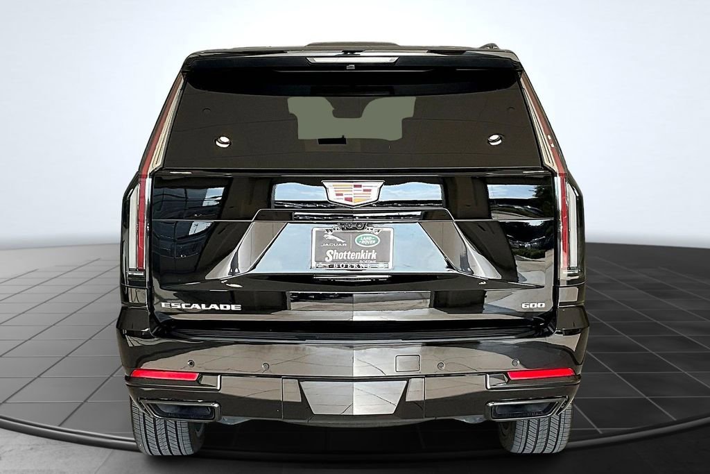 Used 2025 Cadillac Escalade Sport Platinum image 4