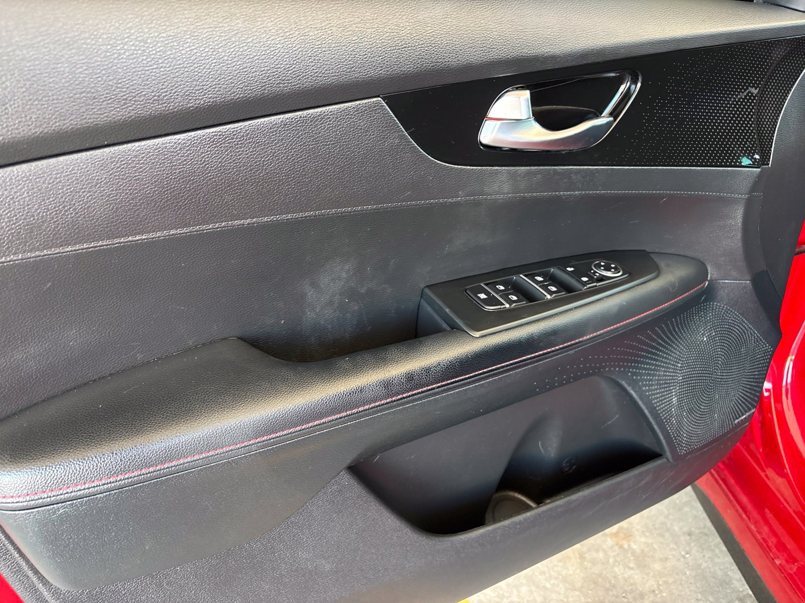 Used 2023 Kia Forte GT w/ GT2 Package FWD image 11