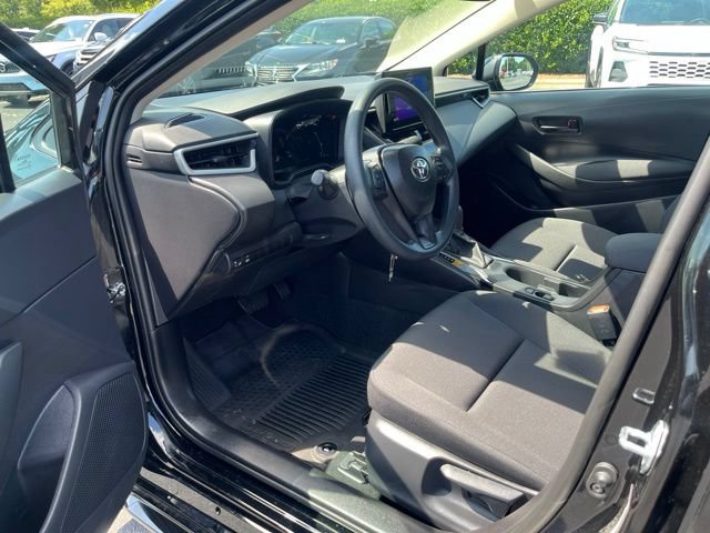 Used 2026 Toyota Corolla LE FWD image 13