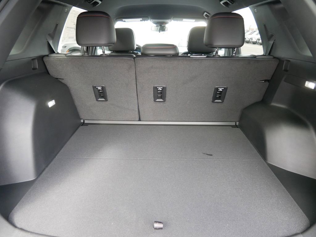 New 2026 Chevrolet Equinox RS w/ Convenience Package III AWD/4WD image 8