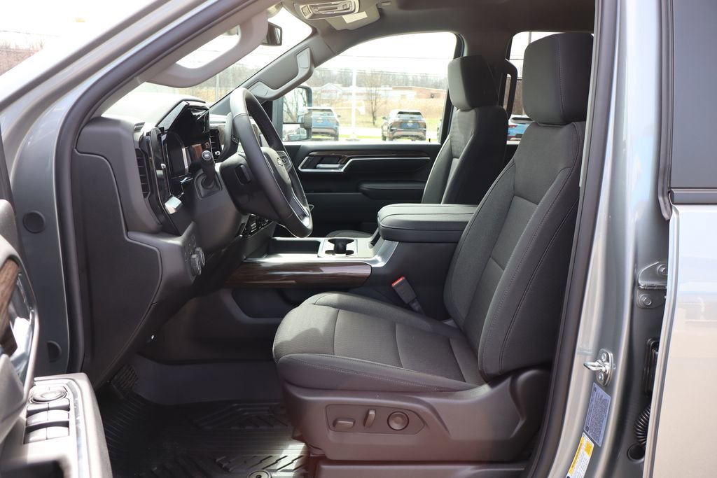 New 2026 Chevrolet Silverado 2500 LT image 12