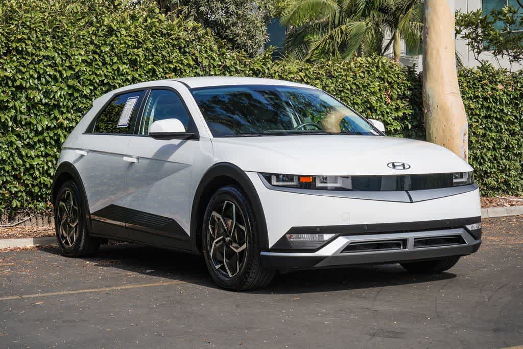Certified 2024 Hyundai Ioniq 5 SEL RWD image 3