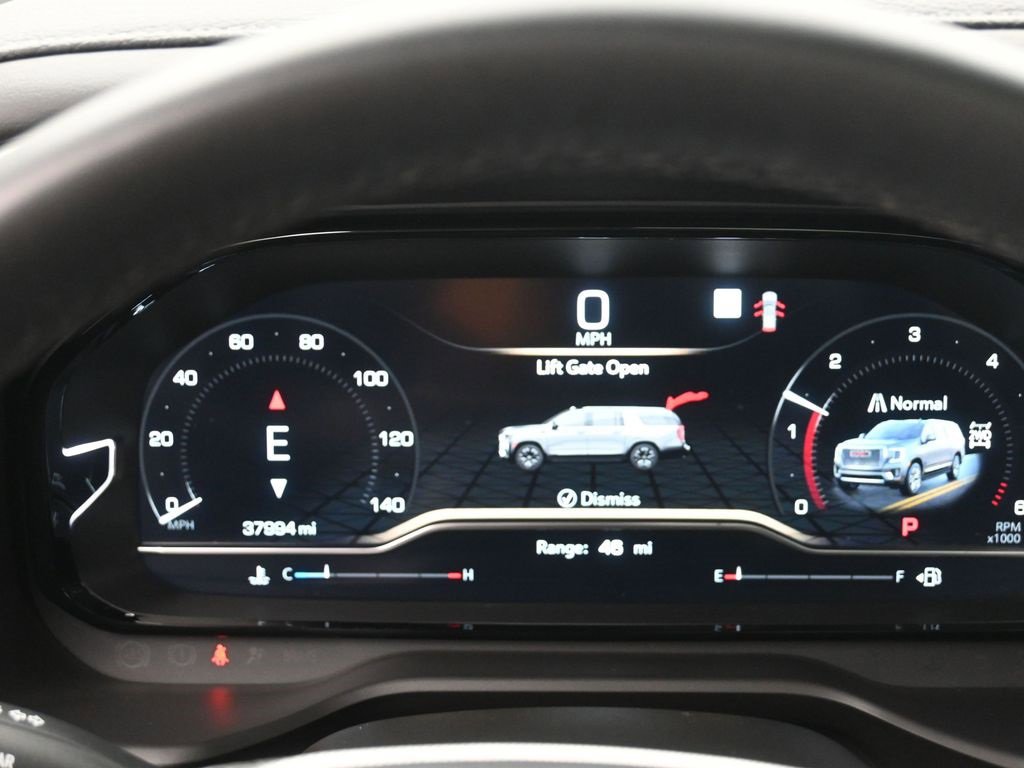 Used 2023 GMC Yukon Denali image 23