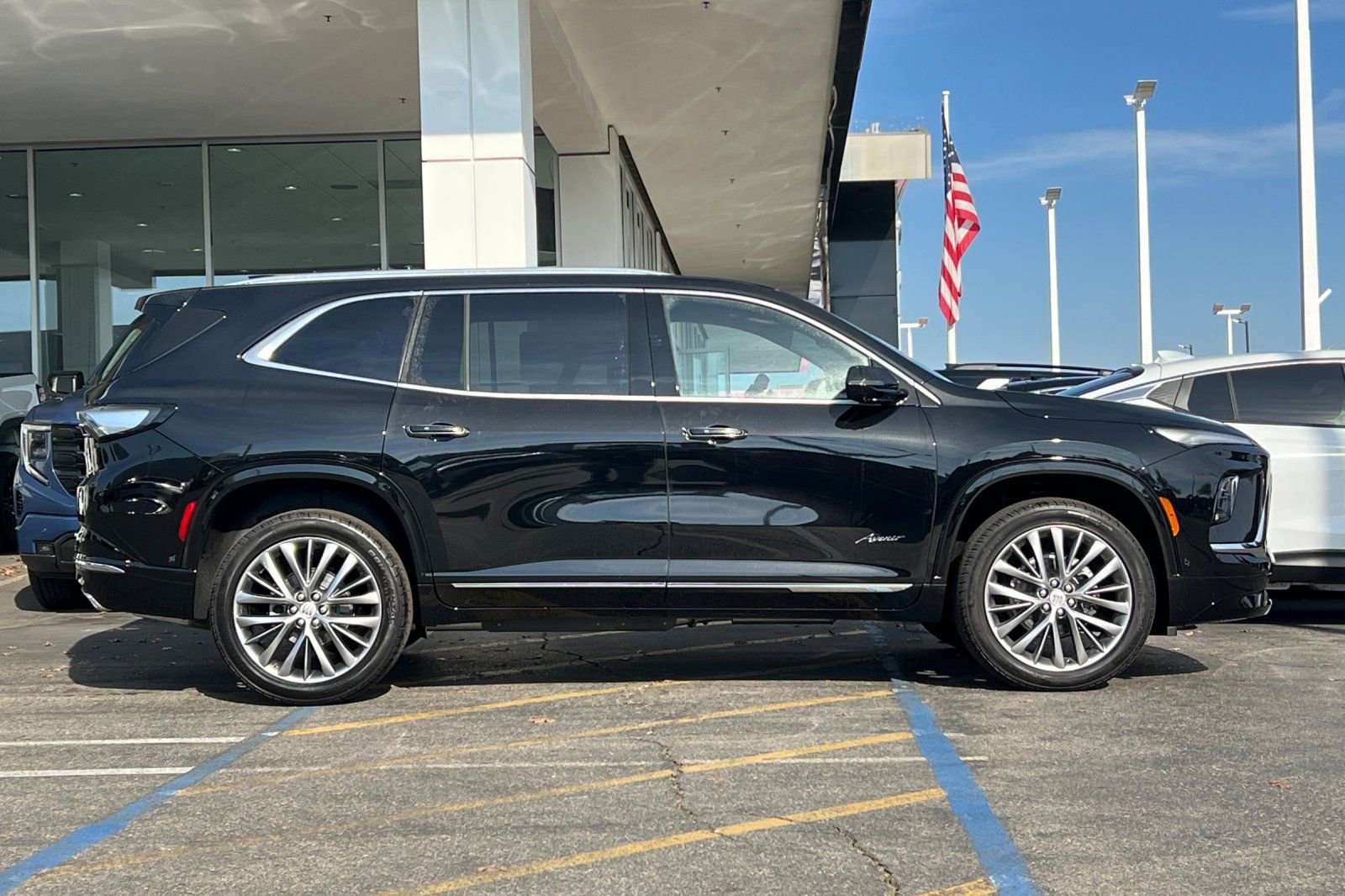 New 2026 Buick Enclave Avenir w/ Super Cruise Package image 4